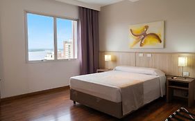 Hotel Nacional Inn Porto Alegre - Proximo Ao Complexo Hospitalar Santa Casa E Ufrgs